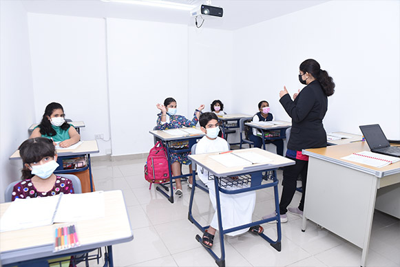 General English at Four Skills image