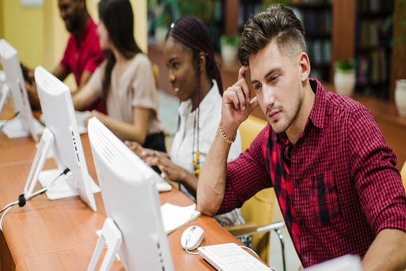 General English at Four Skills image
